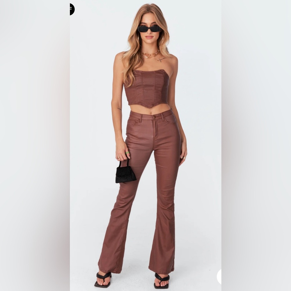 Brand new brown flare jeans. Very comfy and are easy to style.